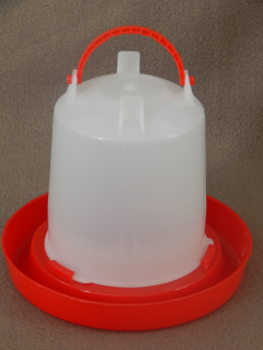 Napáječka plastová 1,5l